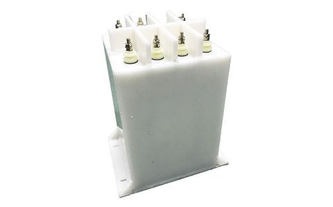 什么情況會(huì)引起補(bǔ)償電容器發(fā)生過電流？